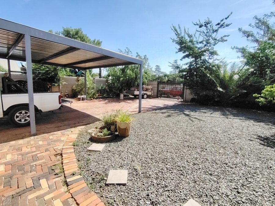 4 Bedroom Property for Sale in Fichardt Park Free State